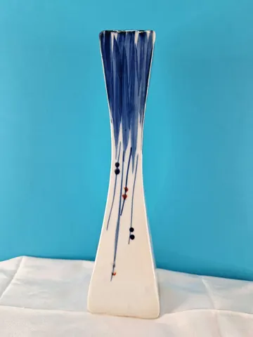 Vintage Chinese Ceramic Bud Vase