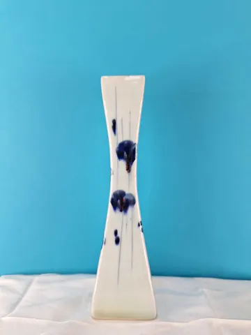 Vintage Chinese Ceramic Bud Vase