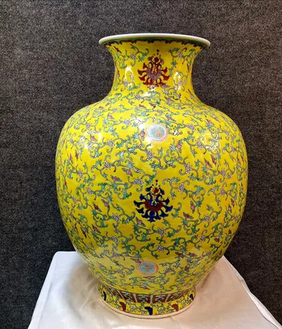 Chinese Famille Rose Vase