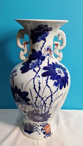 Chinese Ceramic Vase
