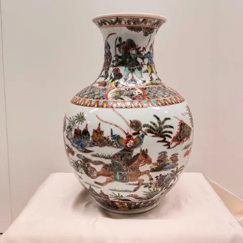 Figural Warrior Scene Famille Rose Vase