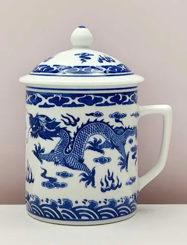 Chinese Vintage 1900s Blue and White Lidded Mug from Jingdezhen
