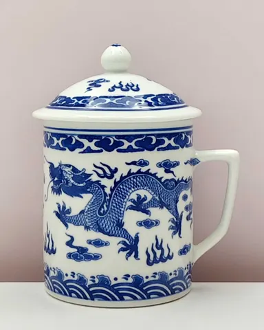 Chinese Vintage 1900s Blue and White Lidded Mug from Jingdezhen