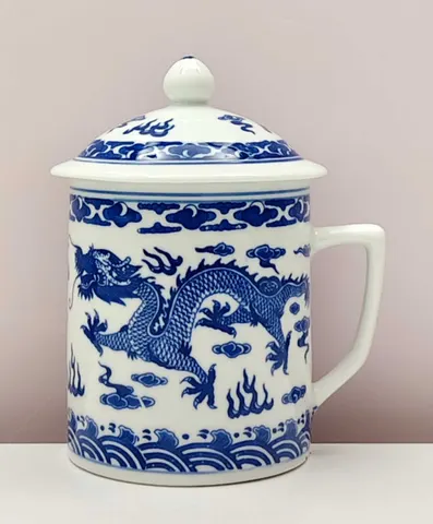 Chinese Vintage 1900s Blue and White Lidded Mug from Jingdezhen