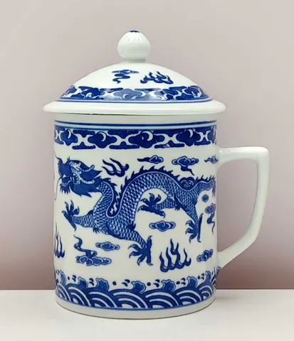 Chinese Vintage 1900s Blue and White Lidded Mug from Jingdezhen