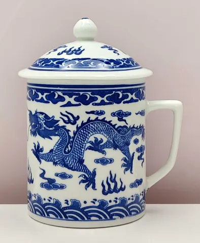 Chinese Vintage 1900s Blue and White Lidded Mug from Jingdezhen