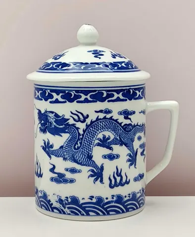Chinese Vintage 1900s Blue and White Lidded Mug from Jingdezhen