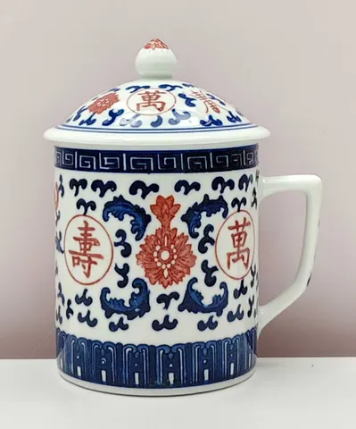 Chinese Vintage 1900s Blue and White Lidded Mug from Jingdezhen