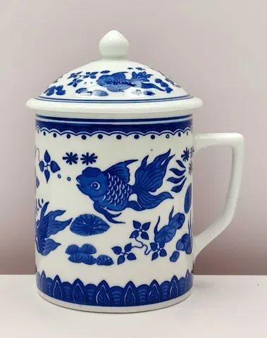 Chinese Vintage 1900s Blue and White Lidded Mug from Jingdezhen