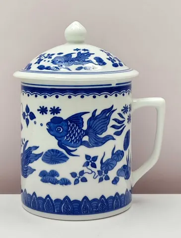 Chinese Vintage 1900s Blue and White Lidded Mug from Jingdezhen